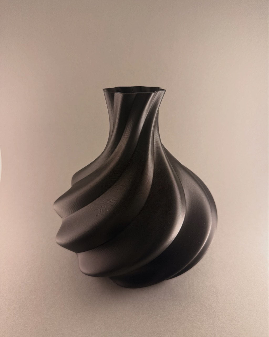 VIRV Vase